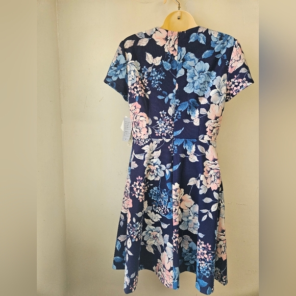 Eliza J- Women's   Navy and Pink Floral Summer Dress SZ 4 NWT. - Picture 2 of 6